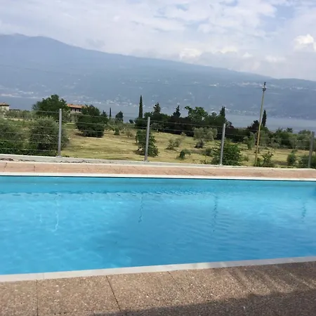 Corneghe With Pool Gargnano