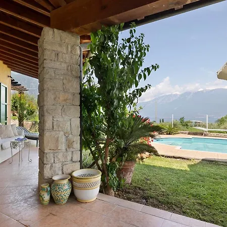 Corneghe With Pool Gargnano