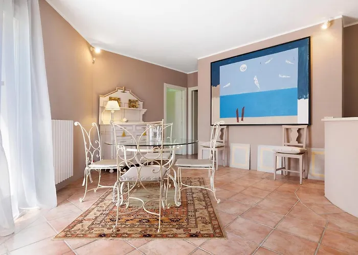 Vila Corneghe With Pool